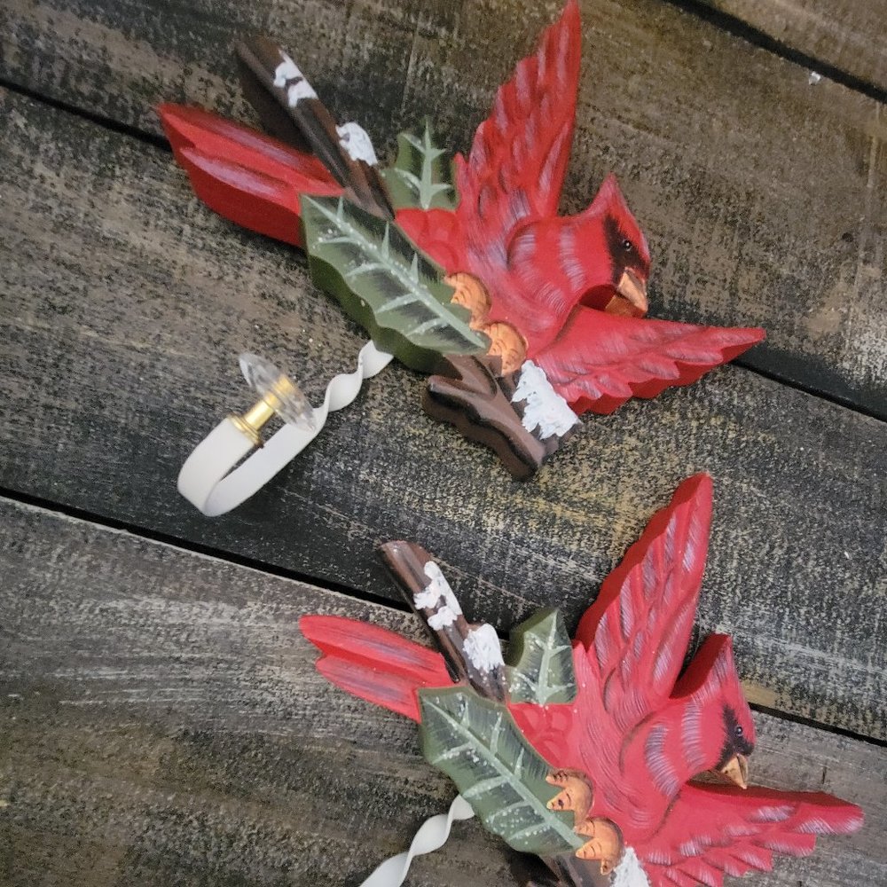 Set Cardinals Decorative Wall Hooks VINTAGE Wooden